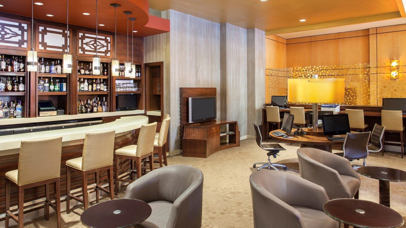 Sheraton Laguardia East Hotel New York Exterior photo